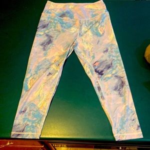 Victoria Secret never worn ankle leggings